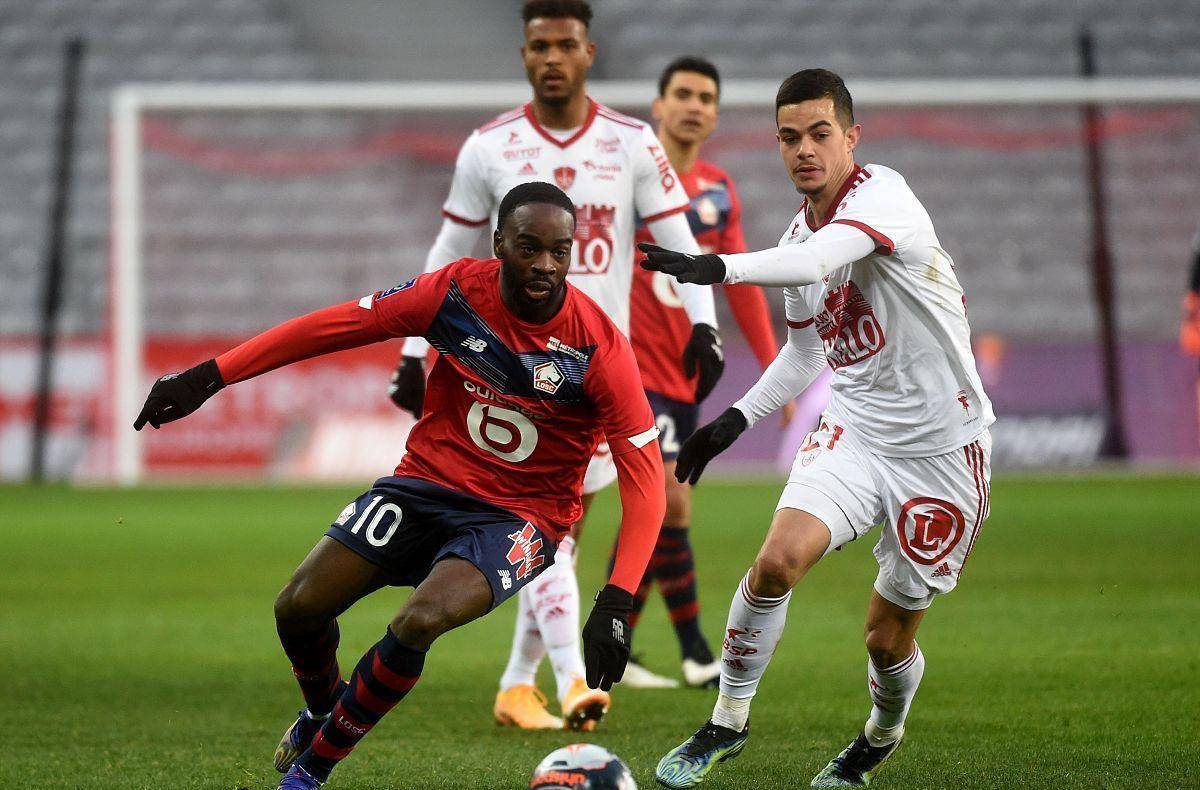 面前守住了 面前守住了